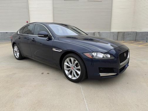 2018 Jaguar XF 25t Premium
