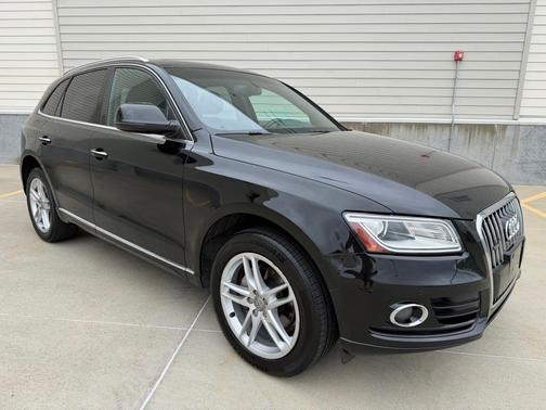 BLACK 2015 Audi Q5 2.0T Premium Plus