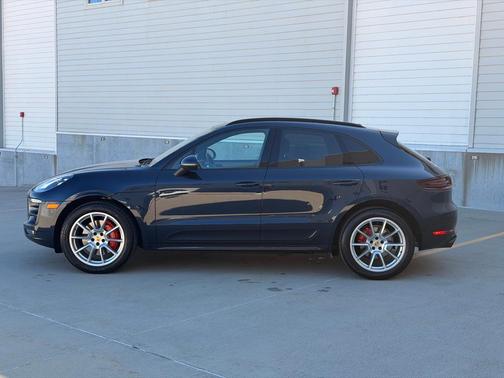 2017 Porsche Macan GTS