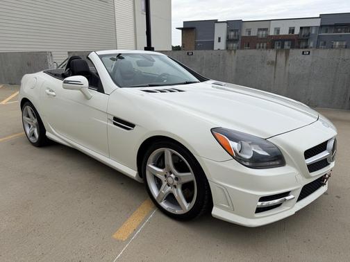 WHITE 2012 Mercedes-Benz SLK-Class SLK350