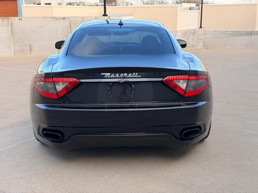 2015 Maserati GranTurismo Base