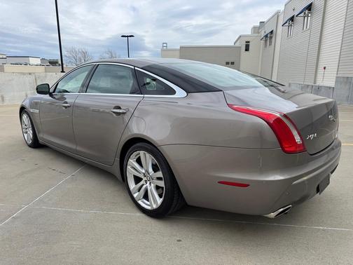 2011 Jaguar XJ L