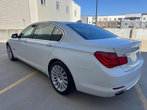 2012 BMW 750 I