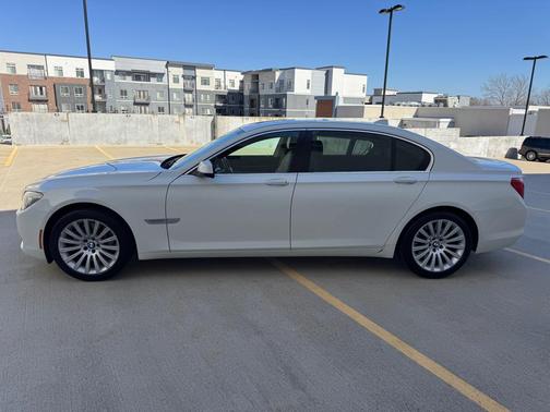 2012 BMW 750 I
