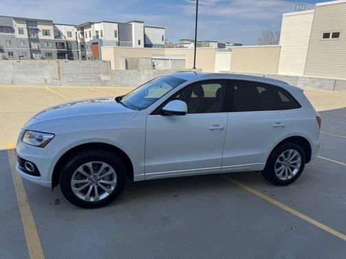 WHITE 2014 Audi Q5 2.0T Premium Plus