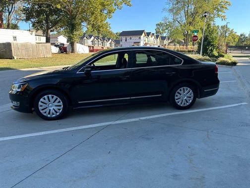 2014 Volkswagen Passat 1.8T Auto SEL Premium