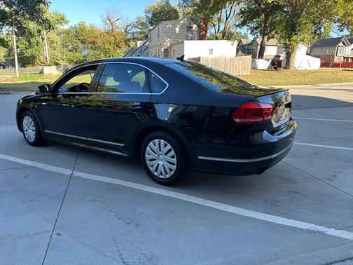 2014 Volkswagen Passat 1.8T Auto SEL Premium