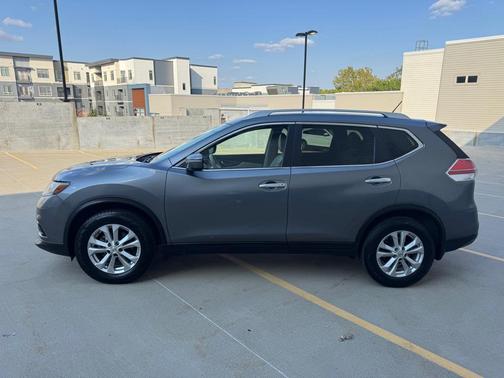 2015 Nissan Rogue SV