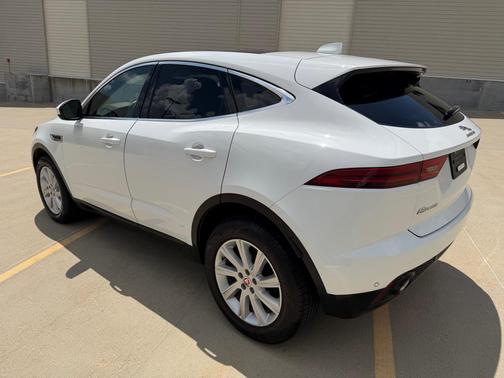 Fuji White 2019 Jaguar E-PACE S