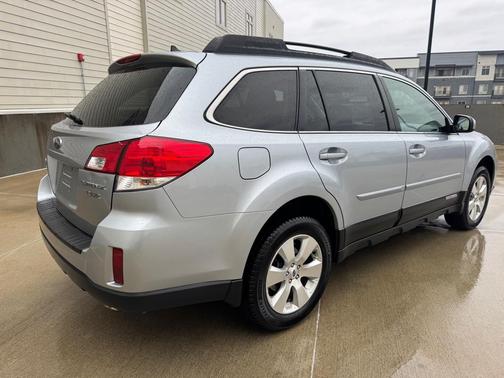 2012 Subaru Outback 3.6R Limited