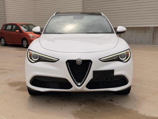 Alfa White 2019 Alfa Romeo Stelvio Base