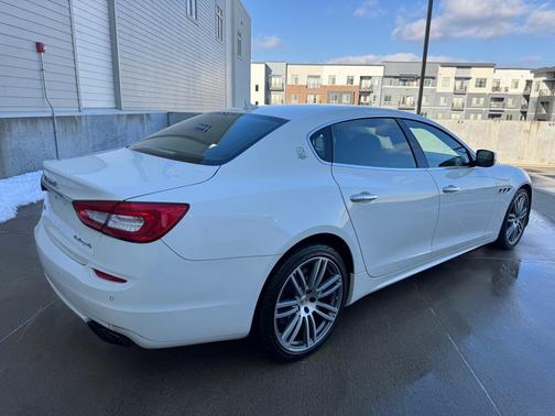 2016 Maserati Quattroporte GTS