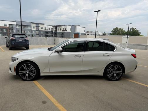 WHITE 2020 BMW 330 xDrive