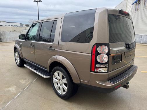 2015 Land Rover LR4 Base