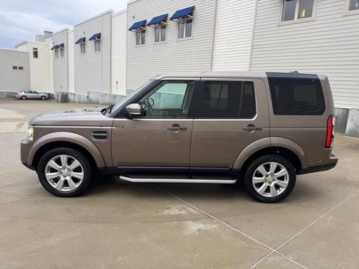 2015 Land Rover LR4 Base