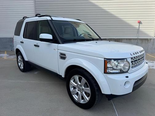 2013 Land Rover LR4 Base