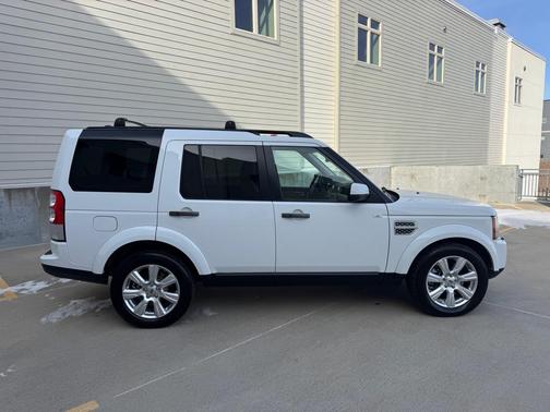 2013 Land Rover LR4 Base