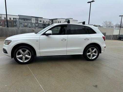 2017 Audi Q5 2.0T Premium Plus