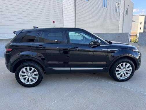 2017 Land Rover Range Rover Evoque SE