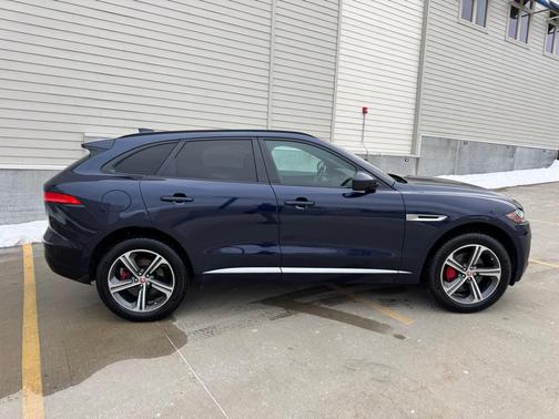 2018 Jaguar F-PACE S