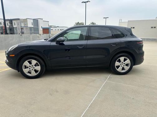 2021 Porsche Cayenne Cayenne
