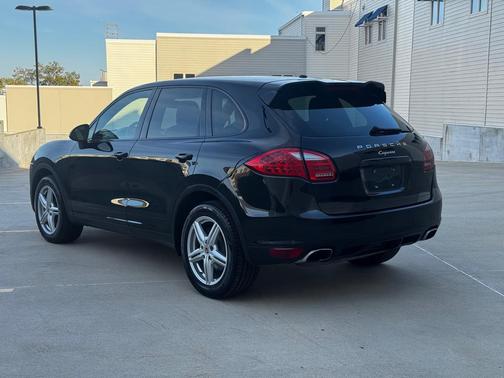 2014 Porsche Cayenne Cayenne