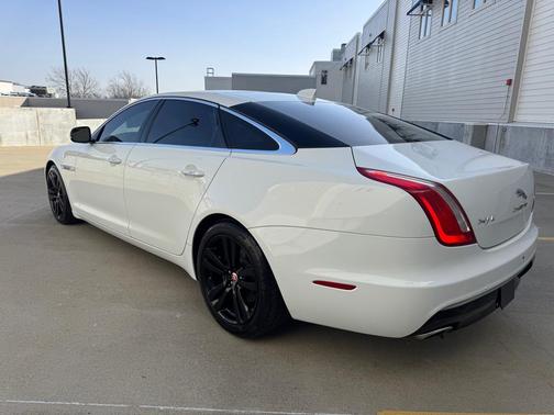 2016 Jaguar XJ XJL Portfolio