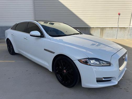 2016 Jaguar XJ XJL Portfolio