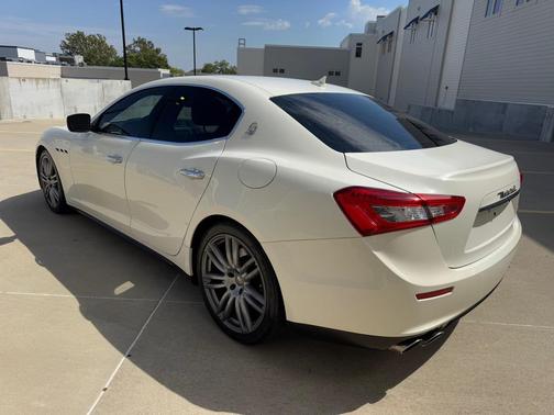 2015 Maserati Ghibli Base