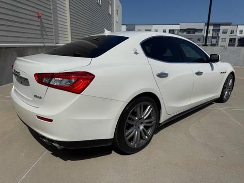 2015 Maserati Ghibli Base
