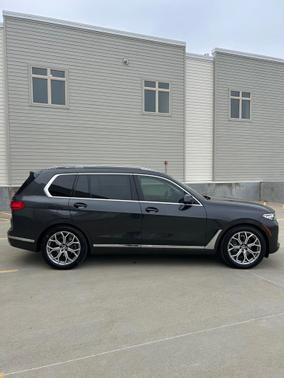2019 BMW X7 xDrive40i