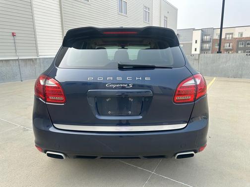 2012 Porsche Cayenne S
