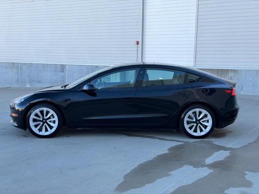 2023 Tesla Model 3 Standard Range
