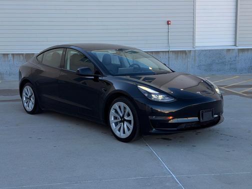 2023 Tesla Model 3 Standard Range