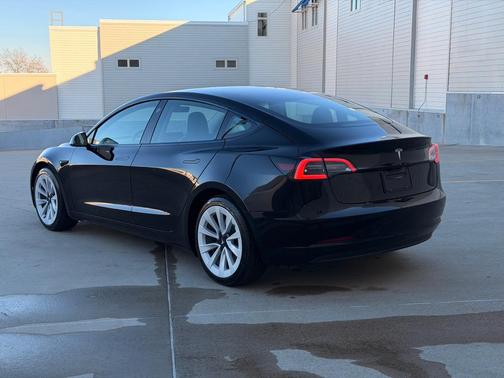 2023 Tesla Model 3 Standard Range