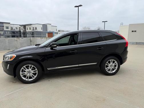 2016 Volvo XC60 T5 Premier