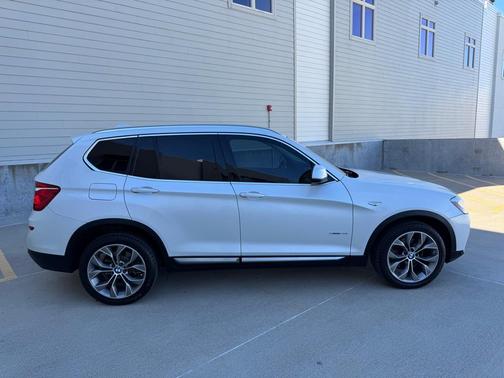 2017 BMW X3 sDrive28i