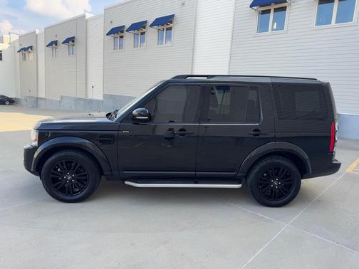 2016 Land Rover LR4 Base