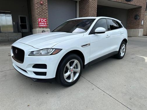 2018 Jaguar F-PACE 25t Premium