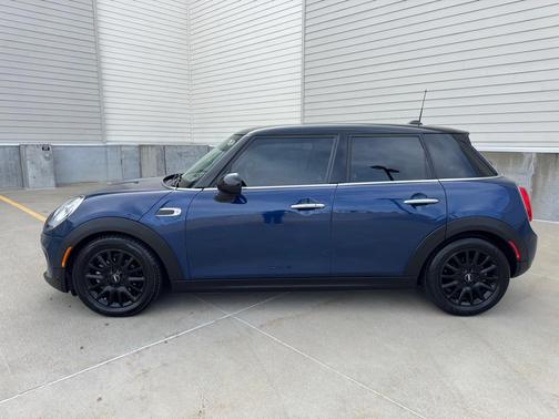 2016 MINI Hardtop Cooper