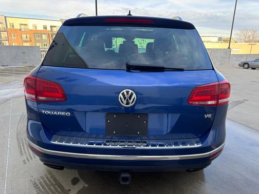 2016 Volkswagen Touareg VR6 Executive
