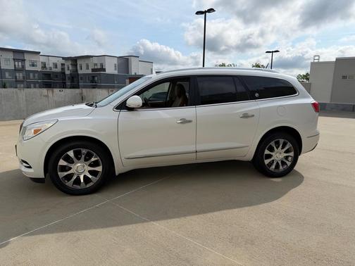 WHITE 2017 Buick Enclave