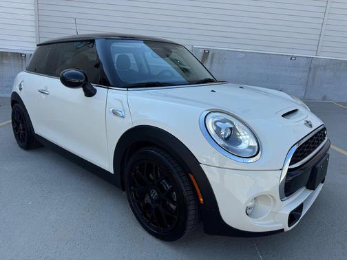 2017 MINI Hardtop Cooper S