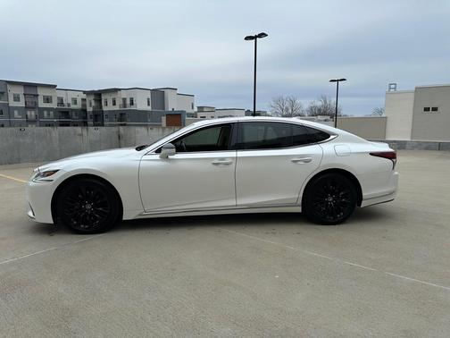 2018 Lexus LS 500 Base