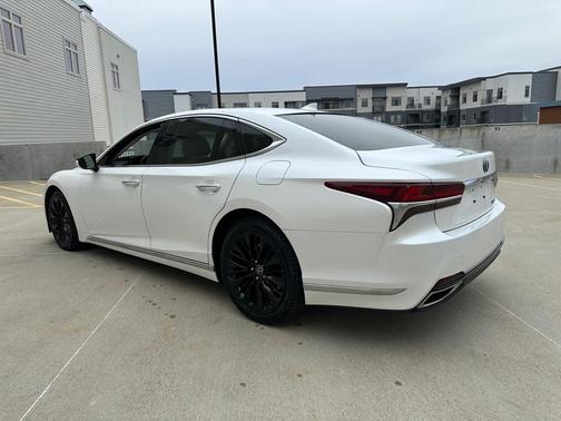 2018 Lexus LS 500 Base