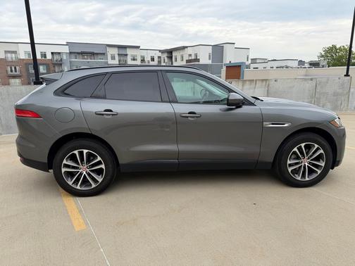 GREY 2018 Jaguar F-PACE 25t Premium