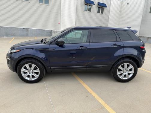 Loire Blue Metallic 2019 Land Rover Range Rover Evoque SE