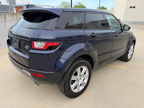 Loire Blue Metallic 2019 Land Rover Range Rover Evoque SE
