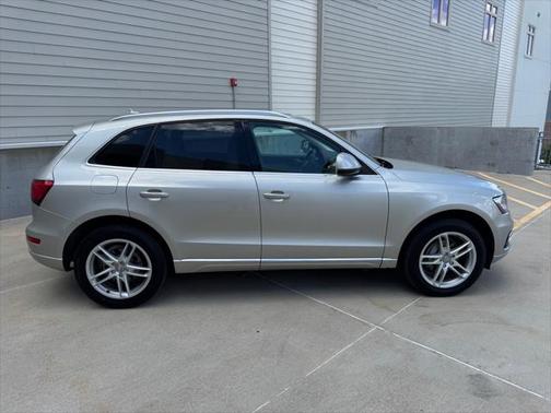 2015 Audi Q5 2.0T Premium Plus