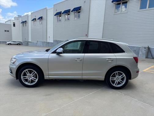 2015 Audi Q5 2.0T Premium Plus